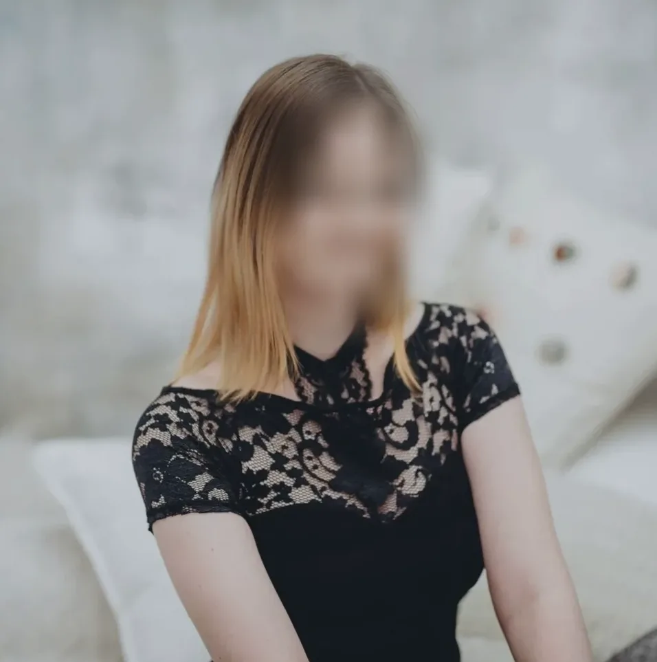 Gizem, 24